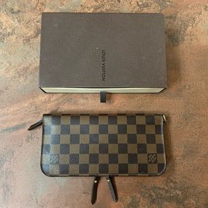 Louis Vuitton LV Damier Insolite Wallet Clutch